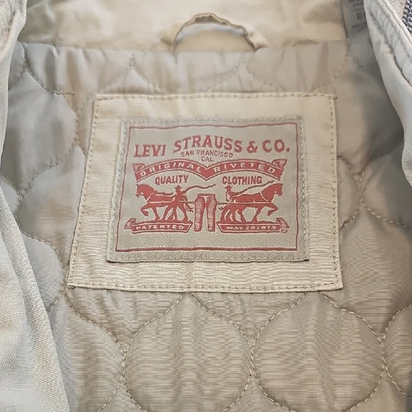 Levi's Beige Military Field Jacket - Picture 4 of 7